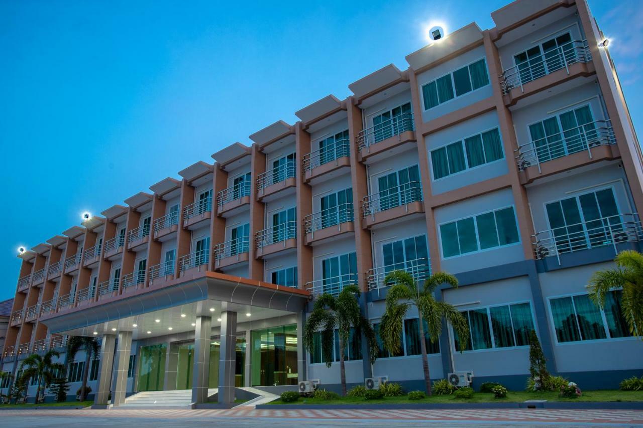 O2 Hotel Lop Buri Dış mekan fotoğraf